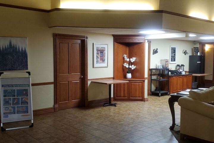 Hotel Interior 11 of 27