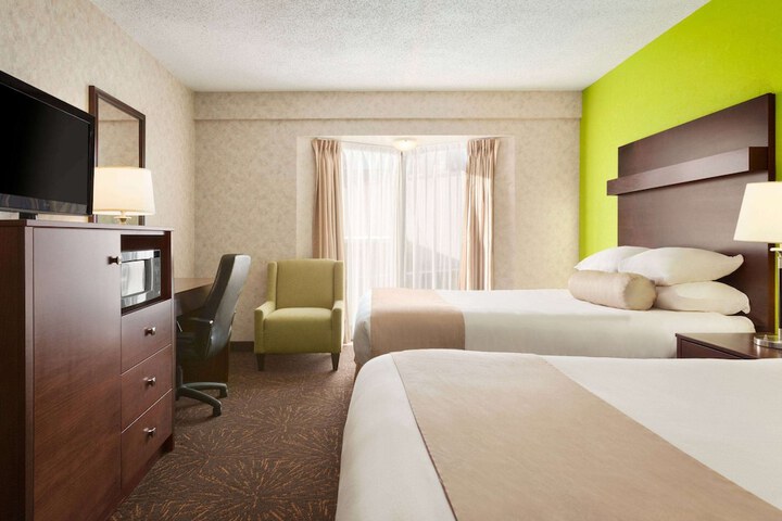 Room 19 of 33