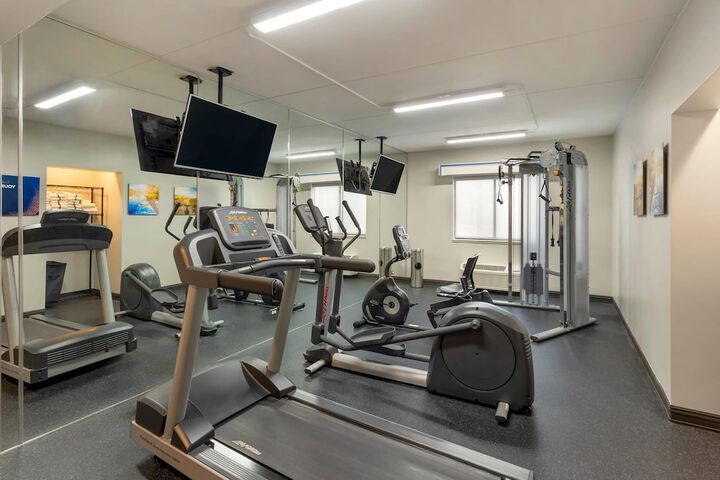 Comfort Inn & Suites Mundelein-Vernon Hills