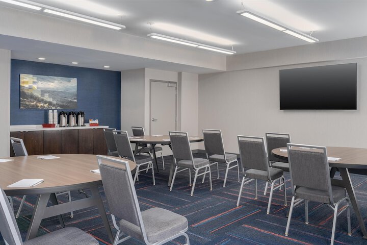 Hampton Inn by Hilton Altoona