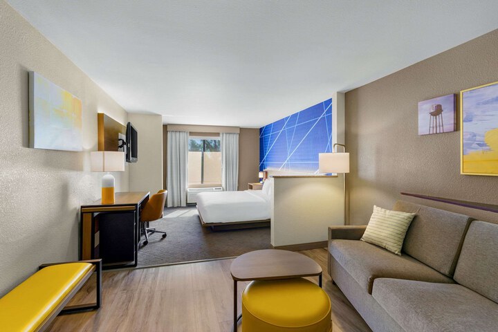 Comfort Suites Vacaville-Napa Valley Area