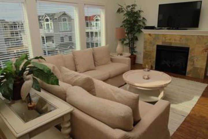 Villas at Corolla Bay by Kees Vacations