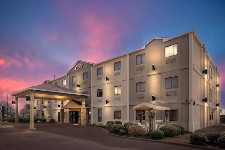 Comfort Suites Brenham