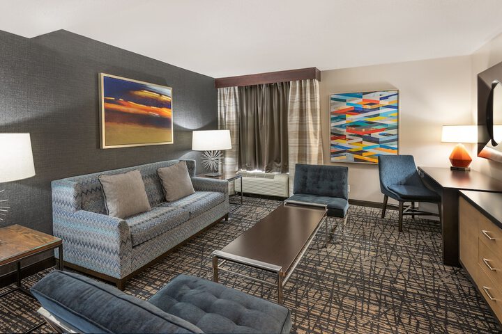 Room 40 of 91