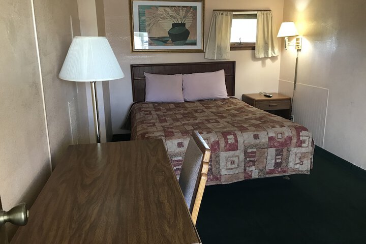 Room 16 of 22