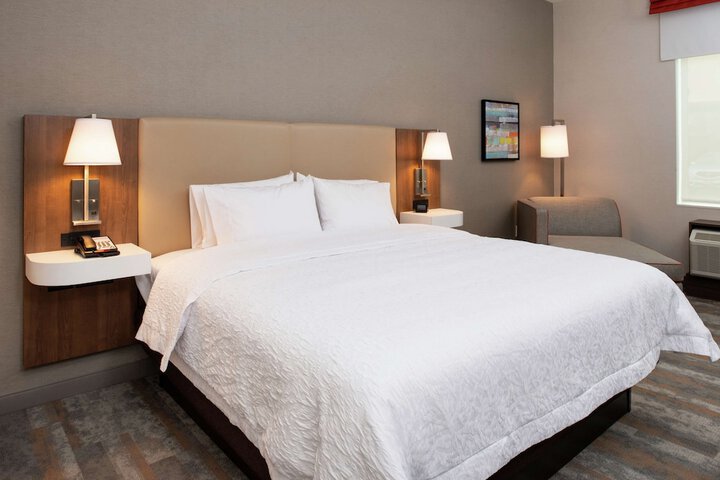 Hampton Inn & Suites Buena Park