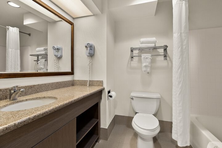 Room 35 of 43