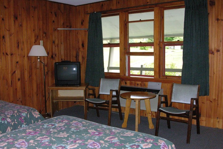 Room 15 of 40