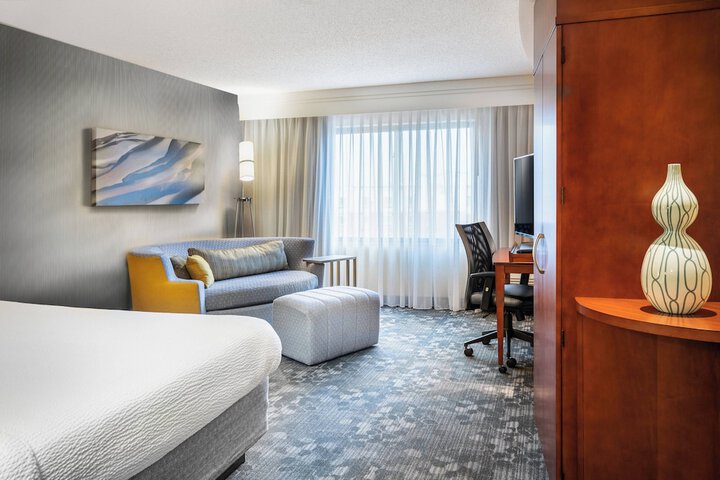 Courtyard Marriott Denton
