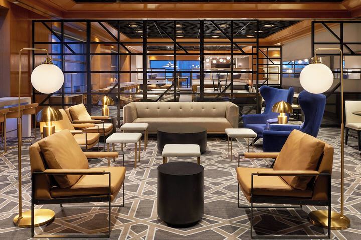 Lounge 71 of 81
