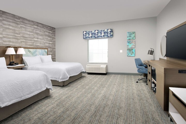 Room 17 of 28