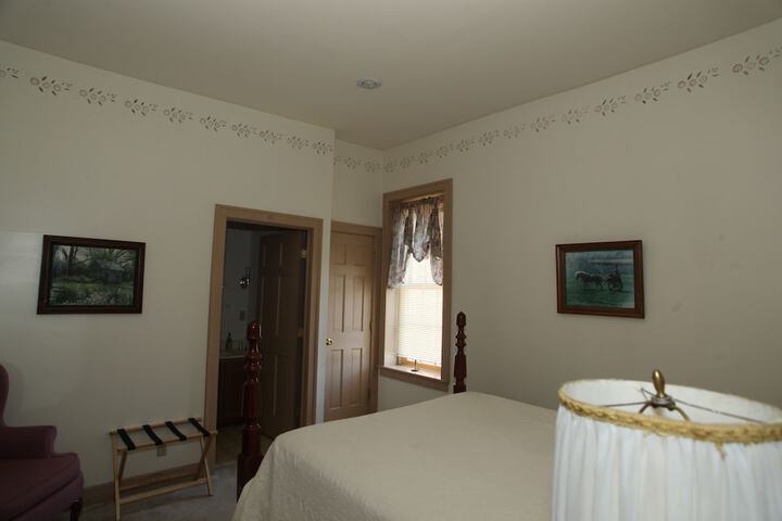Room 50 of 68