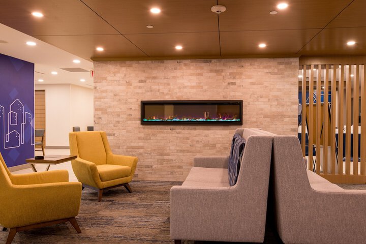 Hotel Interior 13 of 34