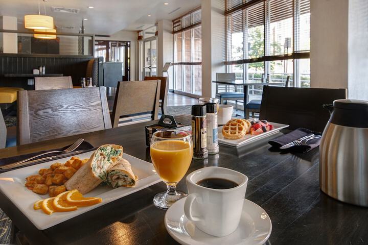 Breakfast/Coffee Service 44 of 49