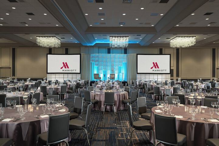 Chicago Marriott Downtown Magnificent Mile