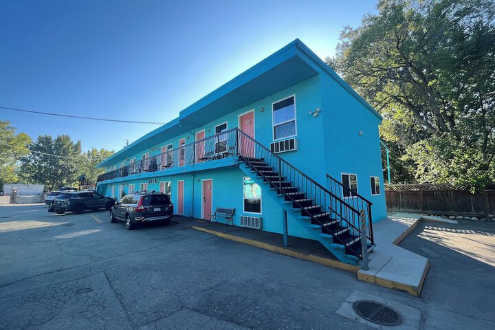 Hotel 7 of 76