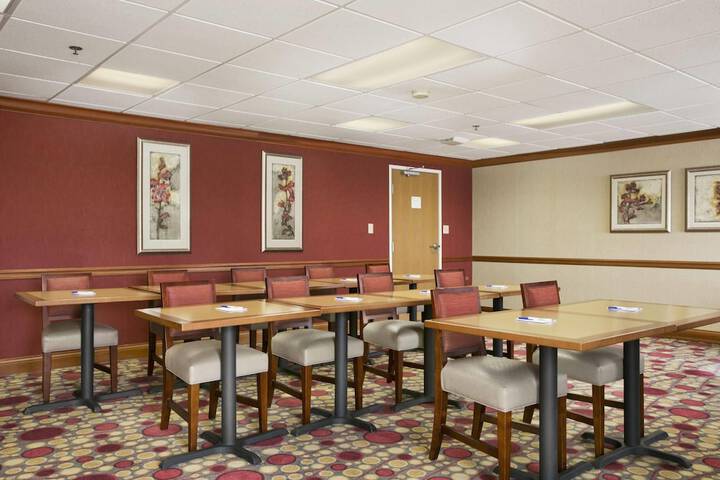 Baymont by Wyndham Evansville North / Haubstadt