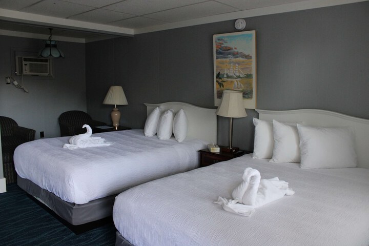 Room 80 of 90