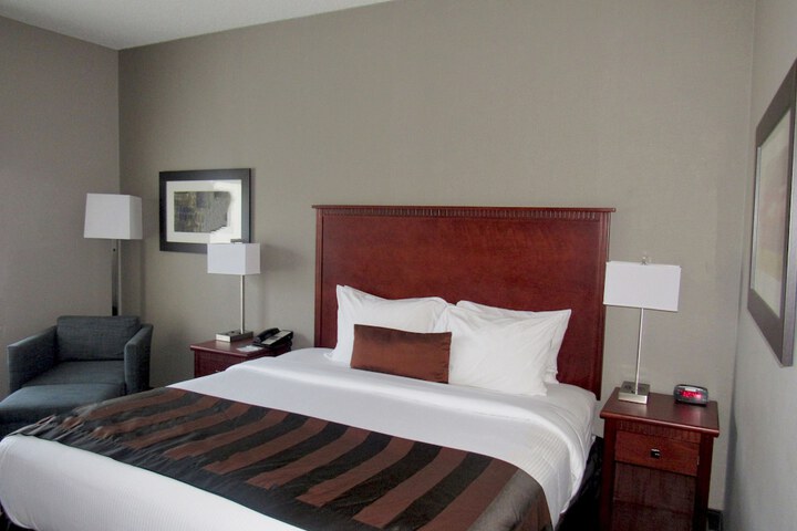 Room 7 of 19
