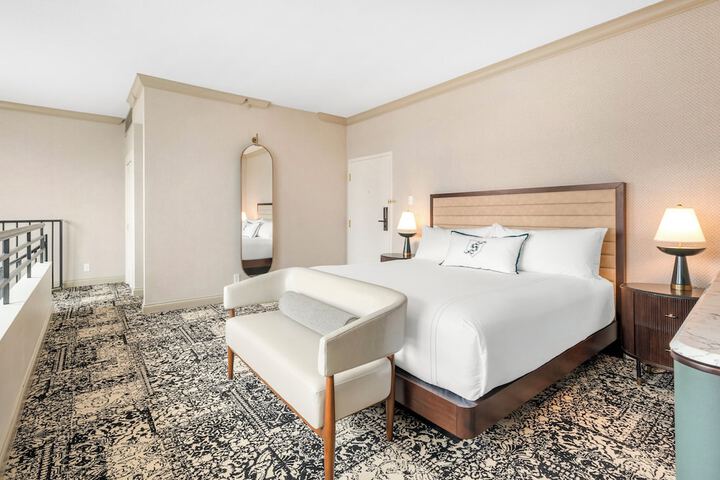 Omni Severin Hotel