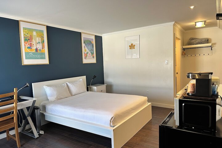 Cloud 9 Inn