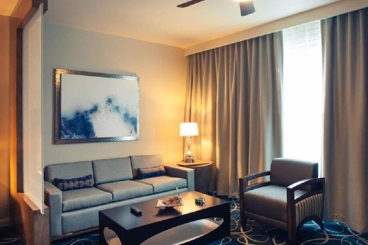 Room 33 of 57