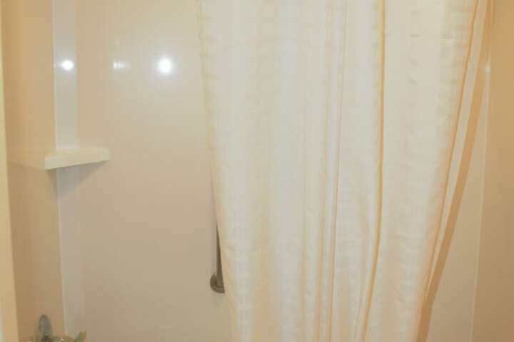 Room 9 of 24