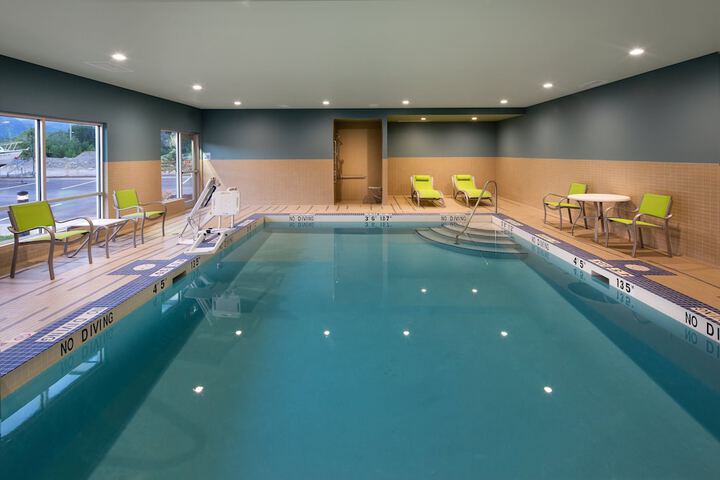 Holiday Inn Express & Suites Terrace by IHG