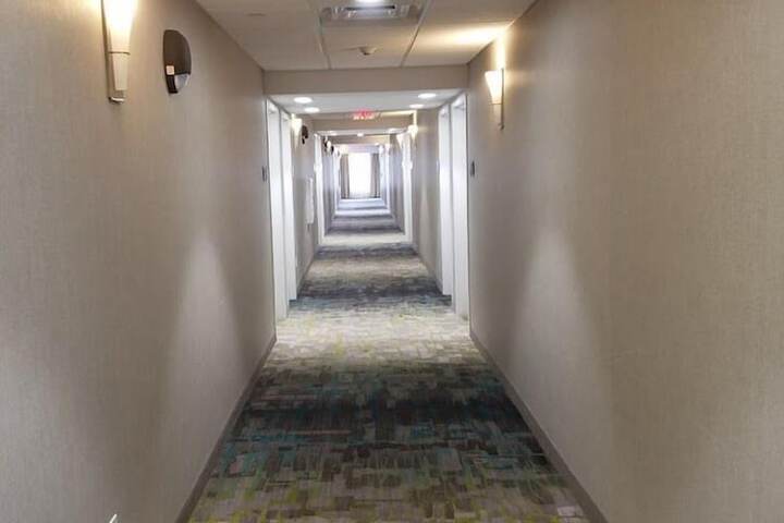 Ballroom/Hall 55 of 64