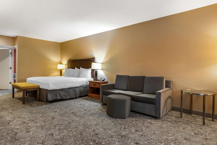 Room 29 of 52