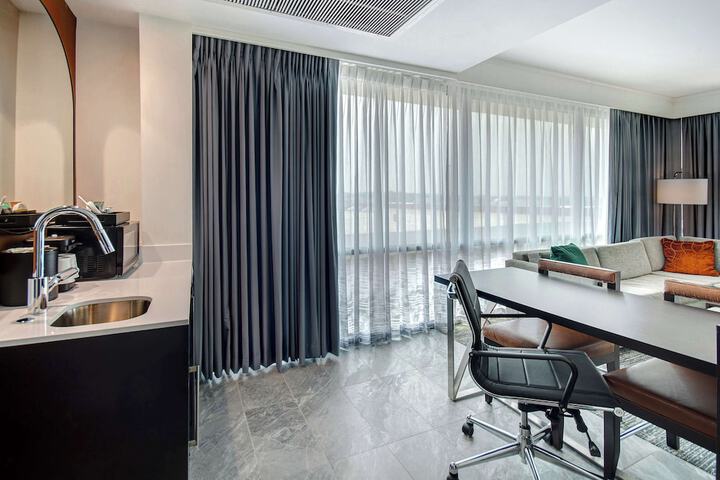Room 14 of 63