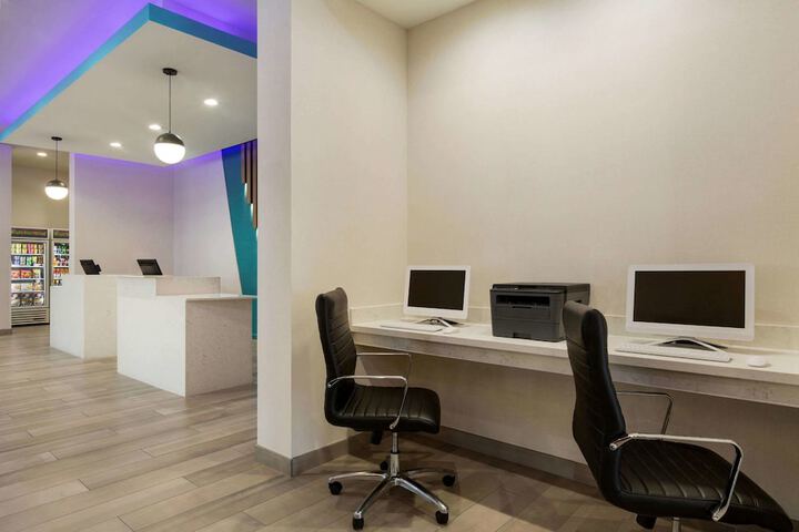 Business Center 69 of 69