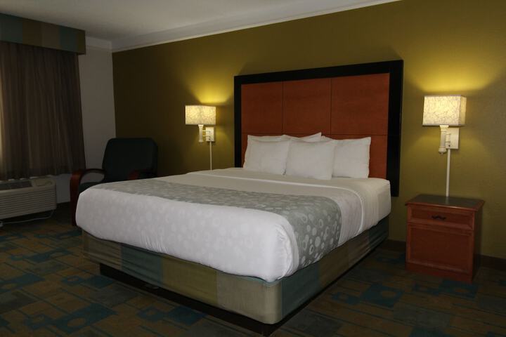 Room 23 of 60