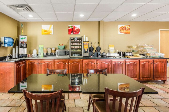 Breakfast/Coffee Service 51 of 57