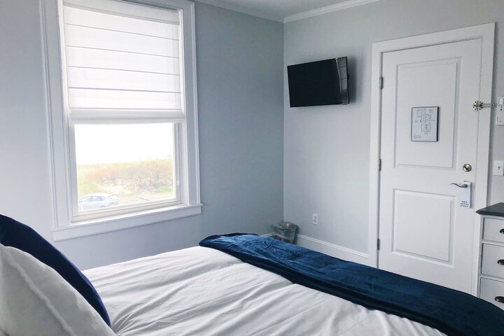 Room 48 of 183