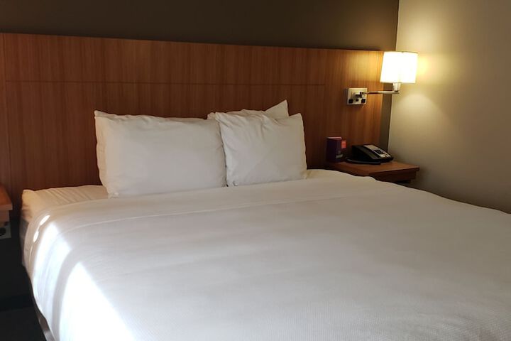 Room 16 of 47