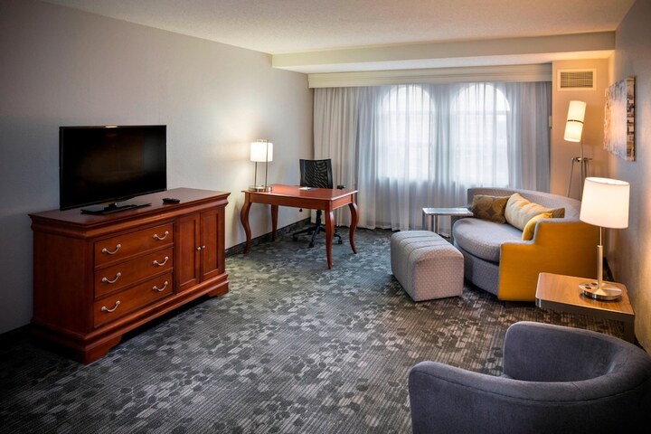 Room 16 of 31