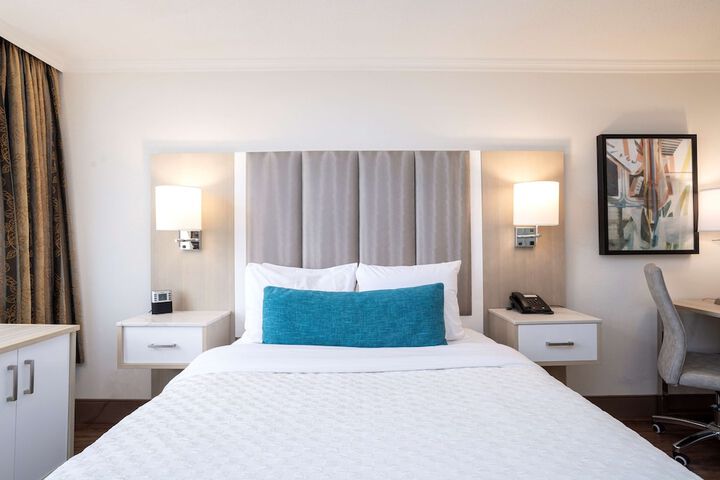 Room 25 of 67