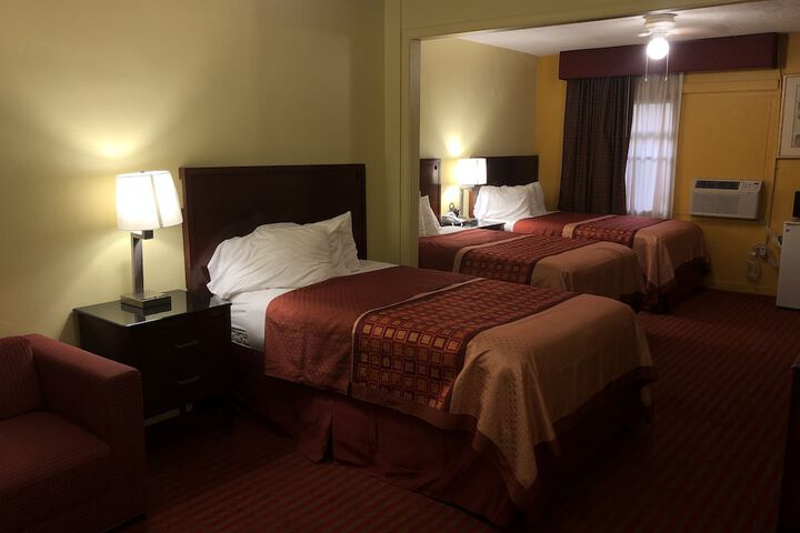 Room 19 of 30