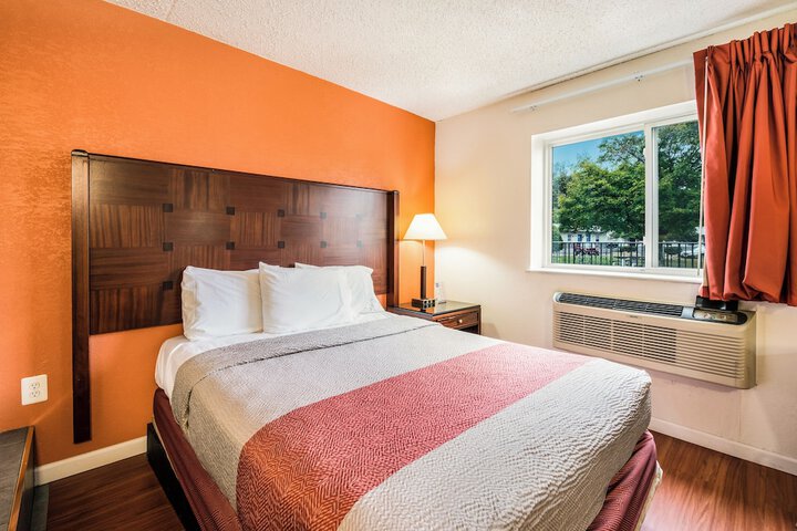 Motel 6 Tinton Falls NJ – Neptune