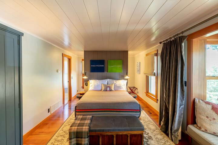 The Outlook Lodge