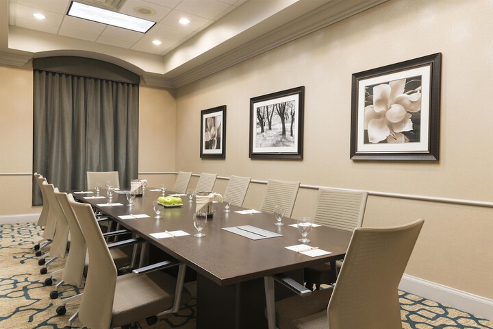 Doubletree by Hilton Pleasant Prairie Kenosha