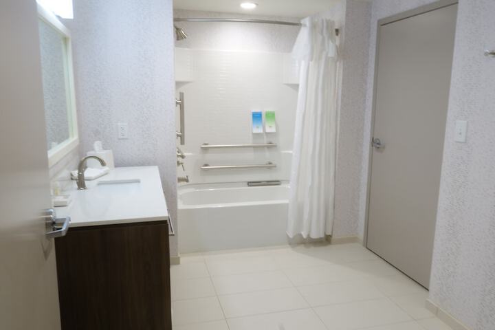 Home2 Suites by Hilton Raleigh Durham Airport RTP
