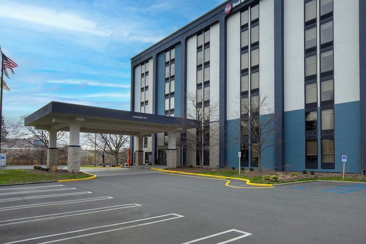 Hotel 2 of 46