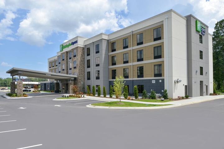 Hotel 7 of 57