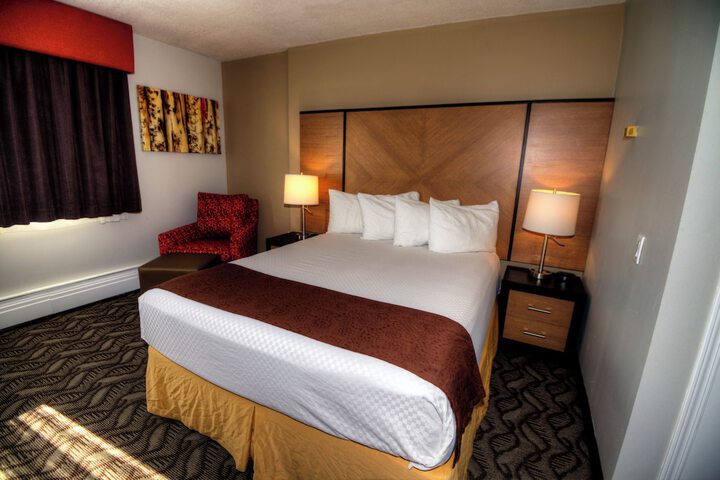 Days Inn by Wyndham Airdrie