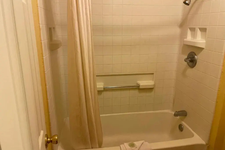 Dilley executive inn