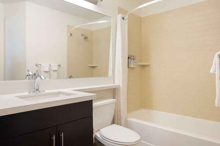 Room 15 of 20