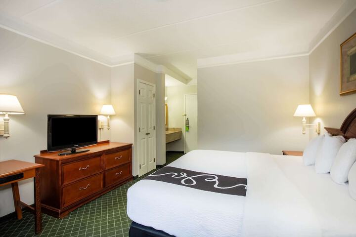 Room 31 of 39