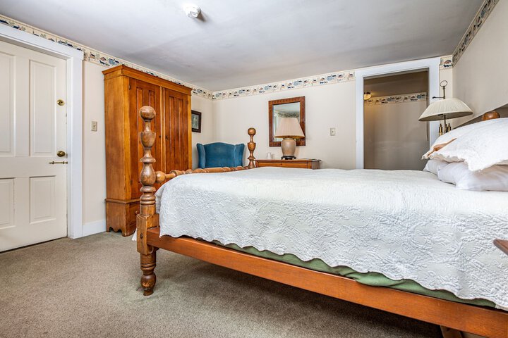 Wayside Inn